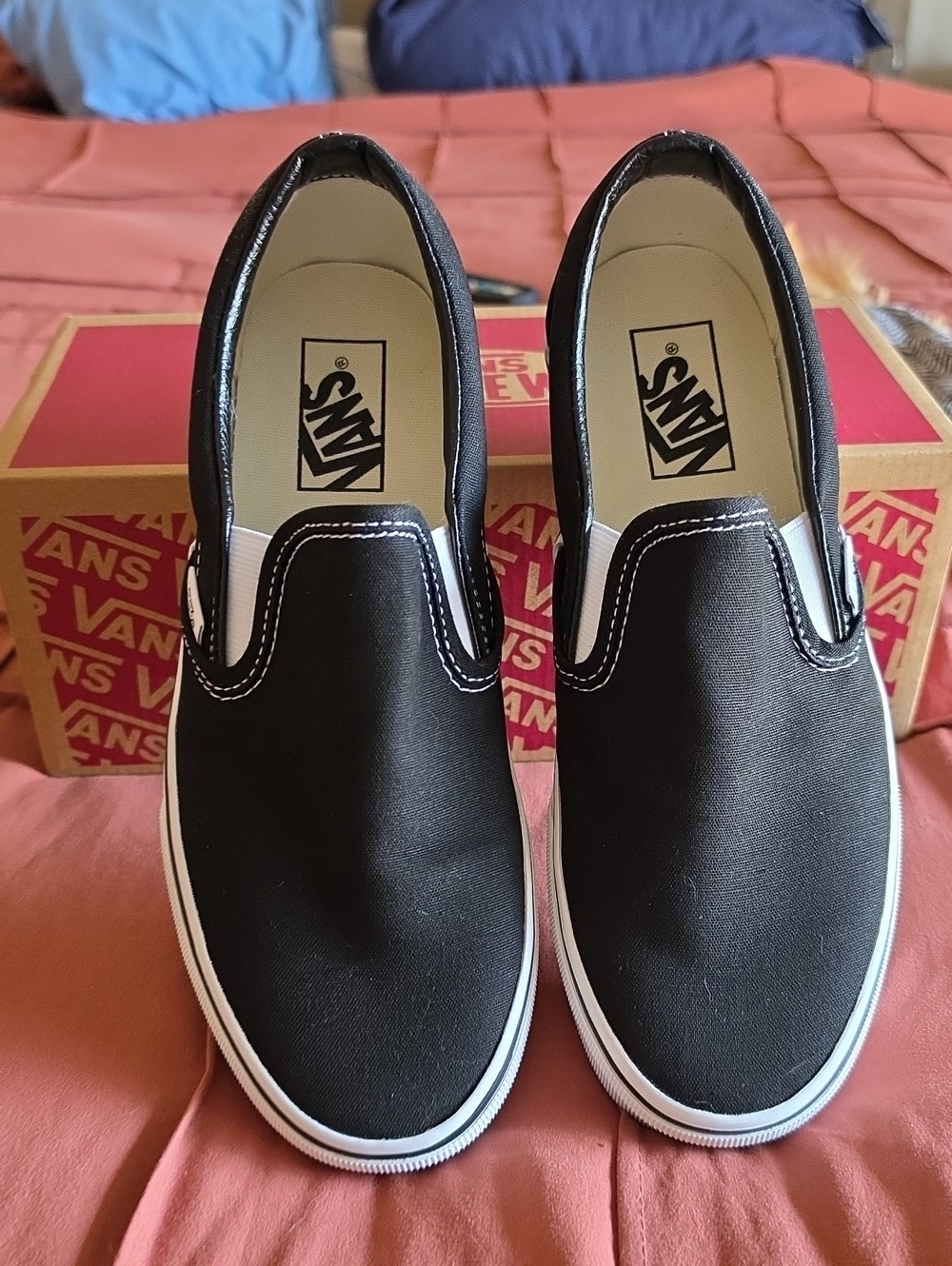 Van's Classic Slip-on Women's Sneakers New Black